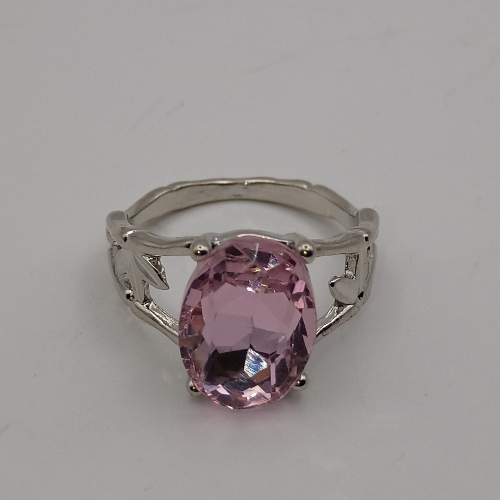 Pink Crystal Oval Ring Silver Plated Alloy Size 8.5 Womens Statement Jewelry